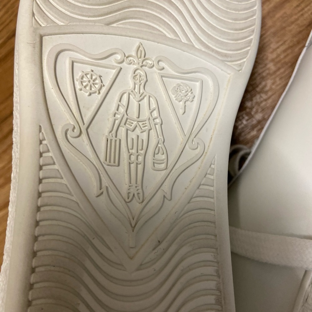 Gucci white sneakers - Picture 16 of 16
